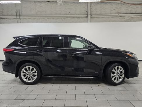 Used 2022 Toyota Highlander Limited image 20