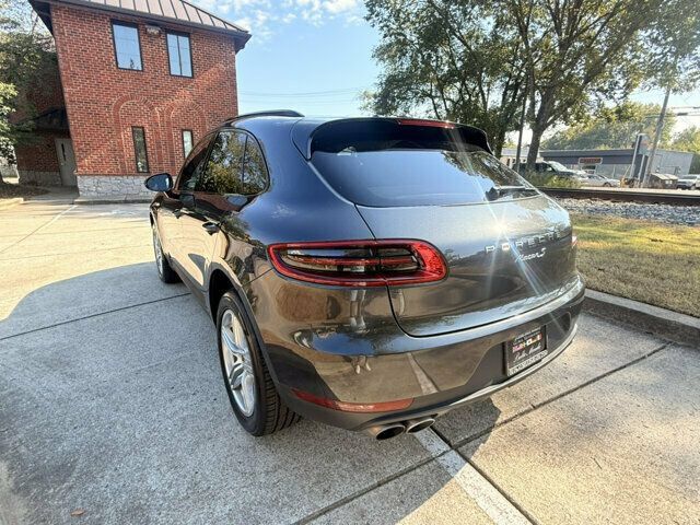 Used 2017 Porsche Macan S AWD/4WD image 3
