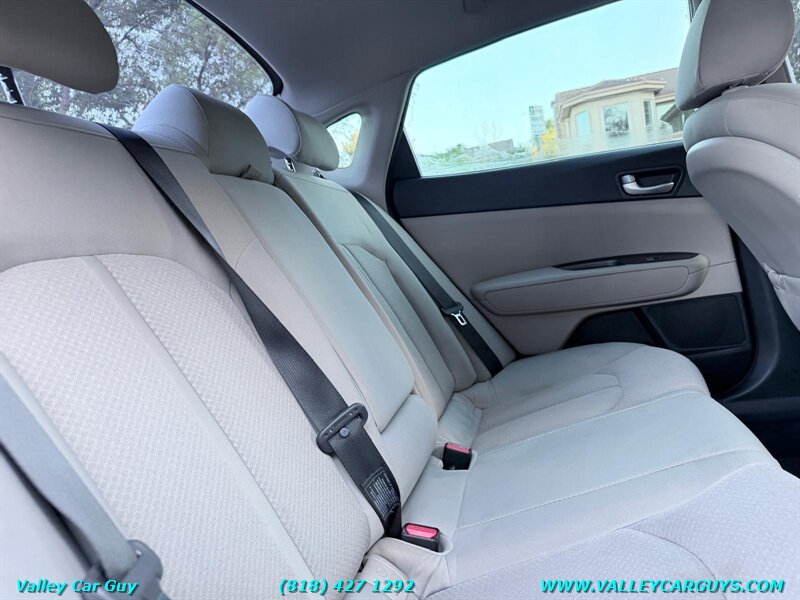 Used 2016 Kia Optima LX FWD image 20