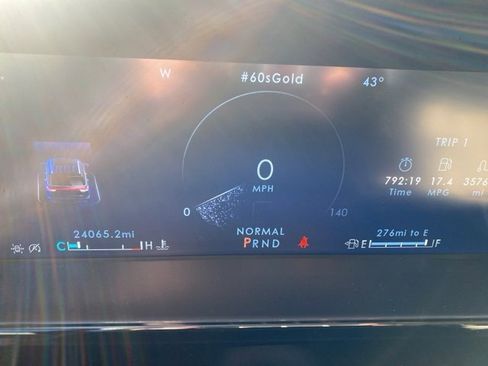 Used 2023 Lincoln Navigator Reserve image 7