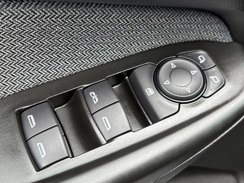 Used 2025 Chevrolet TrailBlazer LT w/ Driver Confidence Package FWD image 19