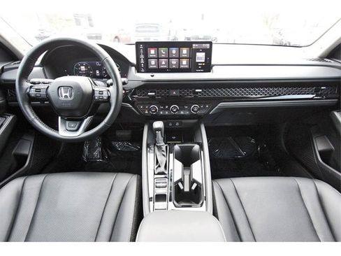 Used 2025 Honda Accord Touring image 8
