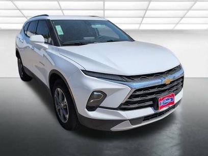New 2025 Chevrolet Blazer LT w/ Convenience Package
