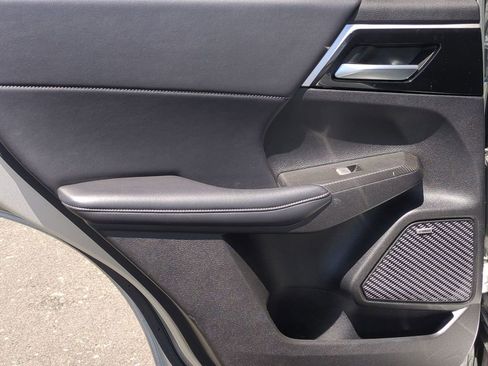 Used 2025 Mitsubishi Outlander SE AWD/4WD image 27