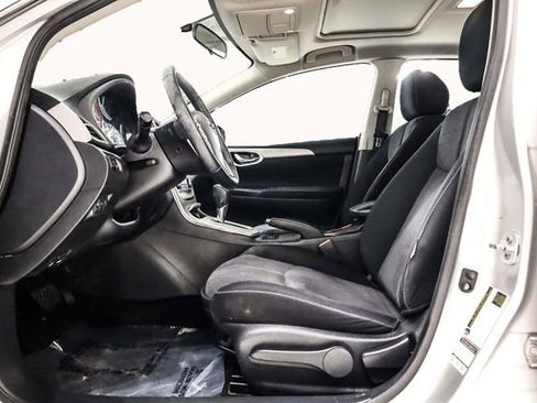 Used 2015 Nissan Sentra SV w/ Style Package image 13