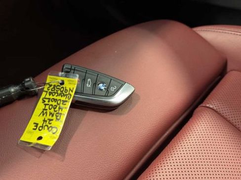 Used 2024 BMW 430i Coupe w/ Convenience Package RWD image 27
