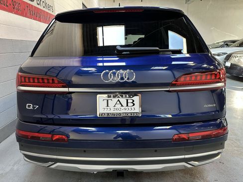 Used 2022 Audi Q7 2.0T Premium Plus w/ Premium Plus Package AWD/4WD image 4