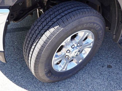 Certified 2026 RAM 2500 Big Horn AWD/4WD image 13