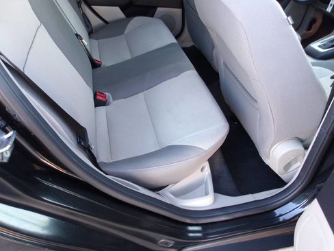 Used 2014 Ford Focus SE image 21