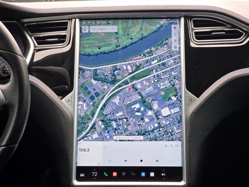 Used 2013 Tesla Model S image 12