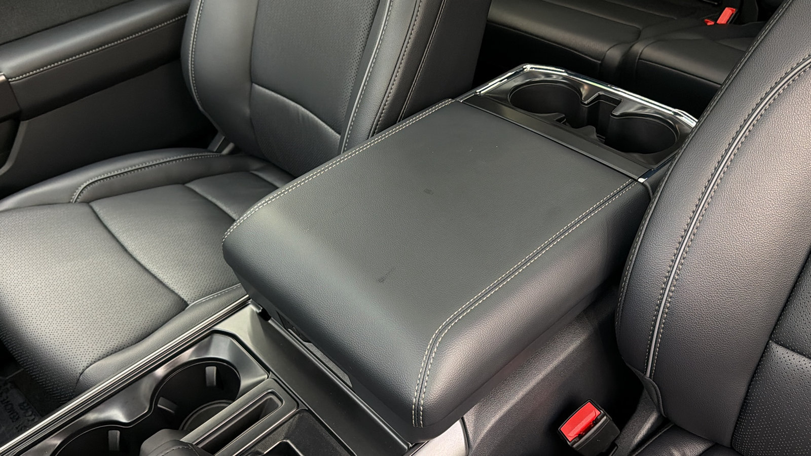 Used 2026 Ford F150 Lariat AWD/4WD image 25