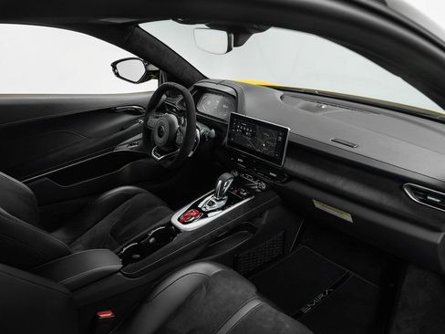 New 2026 Lotus Emira SE image 4