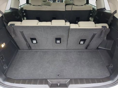 Certified 2025 Subaru Ascent Premium image 6