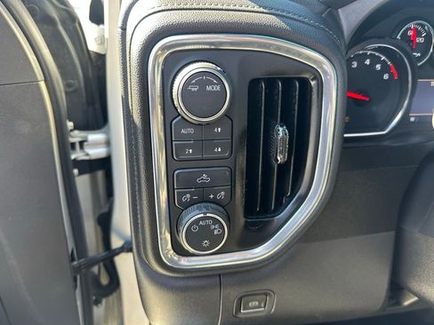 Used 2021 Chevrolet Silverado 1500 LT w/ Z71 Off-Road Package image 25