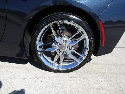 Used 2014 Chevrolet Corvette Stingray Convertible w/ 3LT Preferred Equipment Group image 22