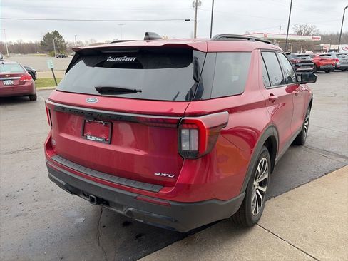 Used 2025 Ford Explorer ST-Line AWD/4WD image 8