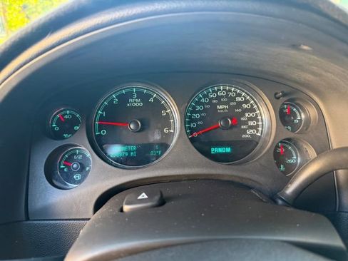 Used 2010 Chevrolet Avalanche LT w/ Regional Value Package image 23