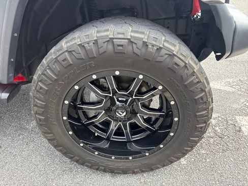 Used 2018 Jeep Wrangler Unlimited Sport S AWD/4WD image 12