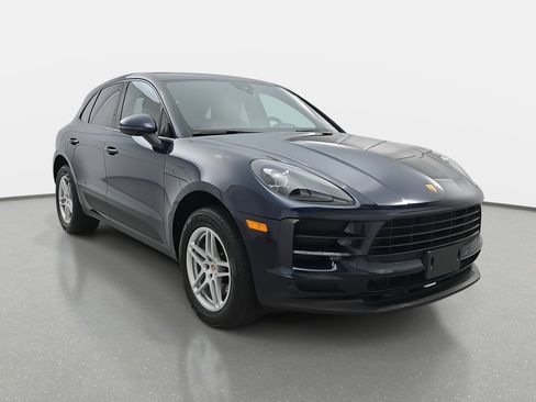 Used 2021 Porsche Macan image 3