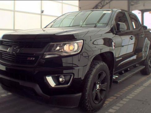 Used 2017 Chevrolet Colorado Z71 AWD/4WD image 1