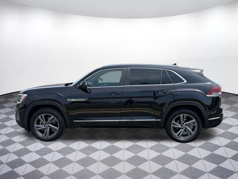 Certified 2024 Volkswagen Atlas Cross Sport SEL R-Line AWD/4WD image 2