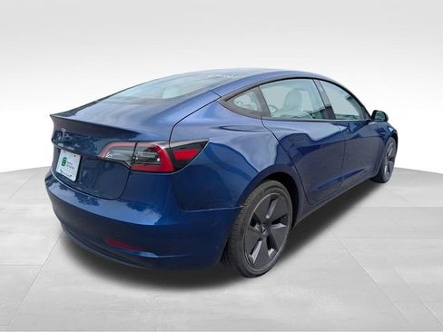 Used 2023 Tesla Model 3 Standard Range RWD image 7