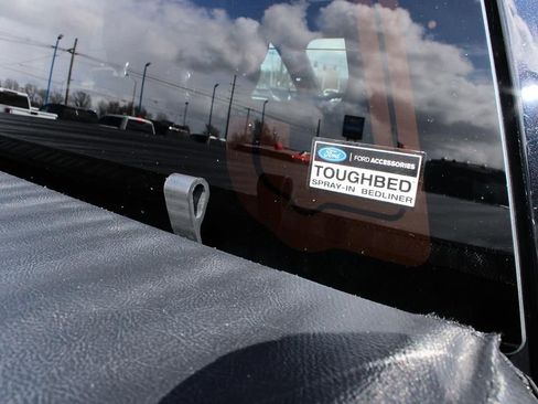 Used 2019 Ford F150 Platinum w/ Equipment Group 701A Luxury image 27