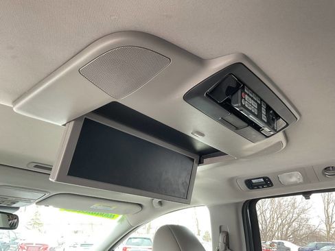 Used 2017 Honda Odyssey Touring Elite image 35