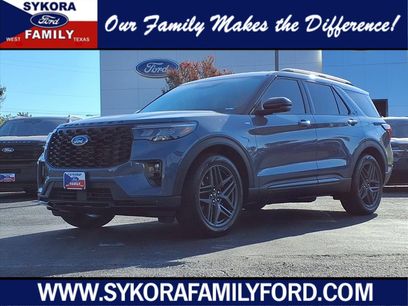 New 2025 Ford Explorer ST-Line w/ Premium Package