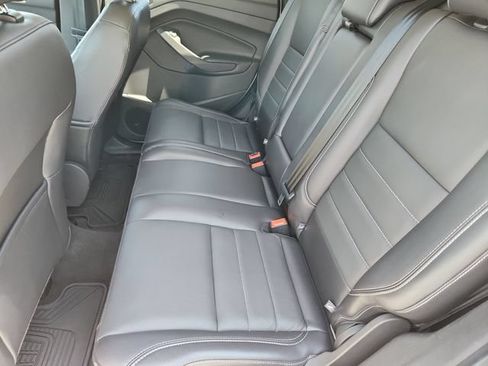 Used 2016 Ford Escape Titanium w/ Equipment Group 301A AWD/4WD image 17