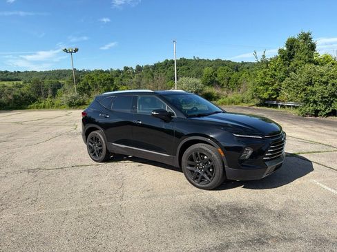 Used 2023 Chevrolet Blazer Premier w/ Enhanced Convenience Package AWD/4WD image 1