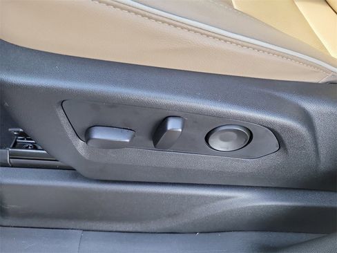 Used 2021 Chevrolet Tahoe Premier image 21