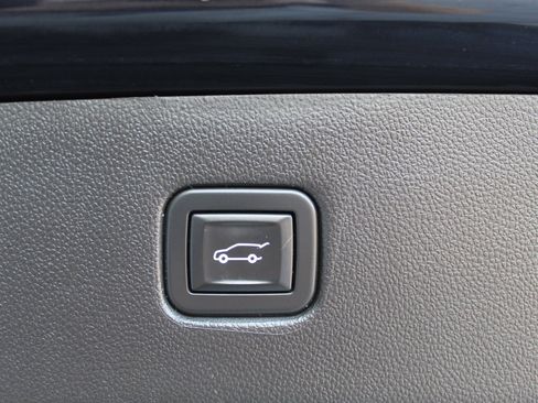 Used 2020 Chevrolet Blazer RS image 23