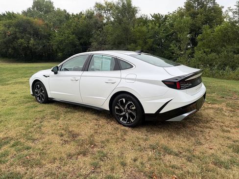 Used 2025 Hyundai Sonata SEL FWD image 8