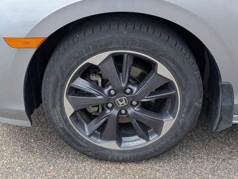 Used 2023 Honda Odyssey Elite image 5