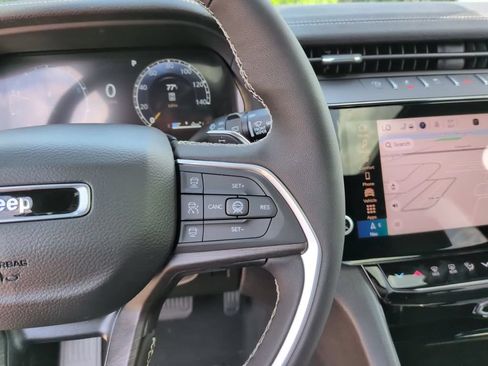 New 2026 Jeep Grand Cherokee L Limited AWD/4WD image 24