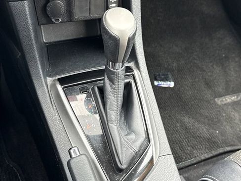 Used 2016 Toyota Corolla S image 25