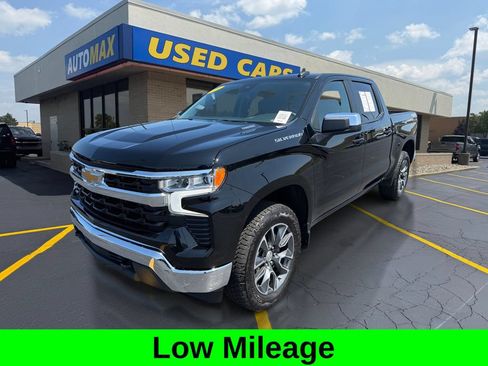 Used 2025 Chevrolet Silverado 1500 LT AWD/4WD image 1