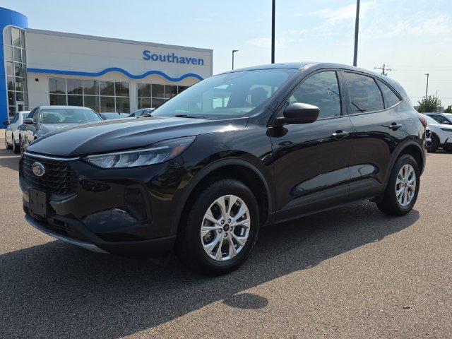 Used 2025 Ford Escape Active AWD/4WD image 7