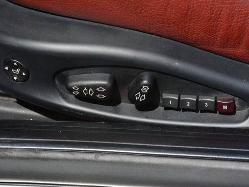 Used 2008 BMW M6 Convertible RWD image 12