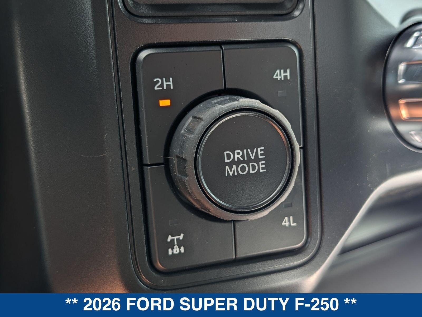 New 2026 Ford F250 Platinum w/ FX4 Off-Road Package AWD/4WD image 35