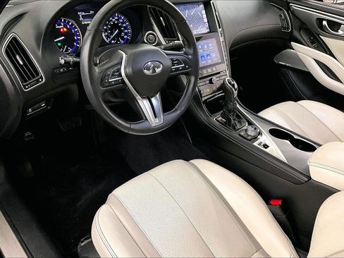 Used 2018 INFINITI Q60 3.0t Luxe w/ Sensory Package 3.0T Luxe image 12