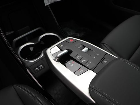 Certified 2025 BMW X1 xDrive28i w/ Convenience Package image 24