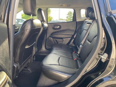 Used 2018 Jeep Compass Limited w/ Navigation Group AWD/4WD image 23