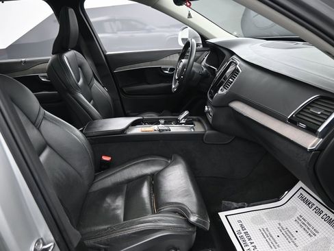 Used 2022 Volvo XC90 T8 Inscription image 37