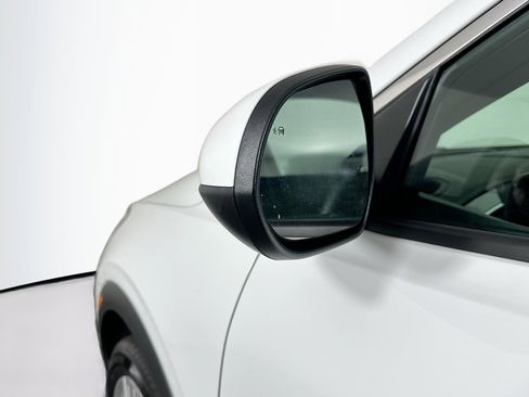 Used 2025 Buick Encore GX Preferred image 16