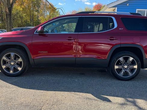 Used 2019 GMC Acadia SLT image 9