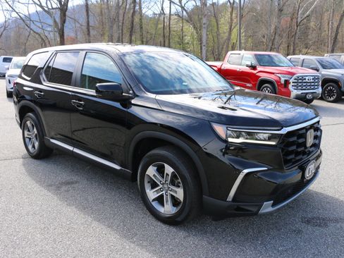 Used 2023 Honda Pilot EX-L image 10