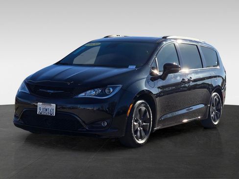 Used 2020 Chrysler Pacifica Limited w/ Advanced Safetytec Group FWD image 8