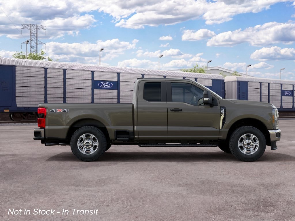 New 2027 Ford F250 XLT AWD/4WD image 4
